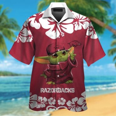 Arkansas Razorbacks Baby Yoda Short Sleeve Button Up Tropical Hawaiian Shirt