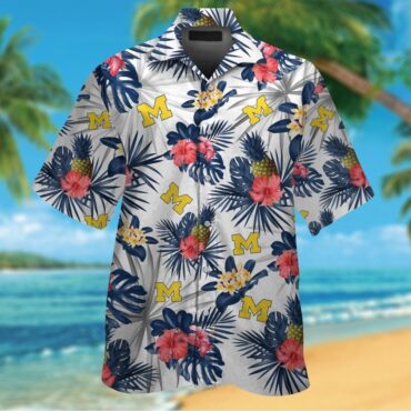 Michigan Wolverines Short Sleeve Button Up Tropical Hawaiian Shirt Ver019
