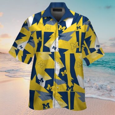 Michigan Wolverines Short Sleeve Button Up Tropical Hawaiian Shirt Ver029